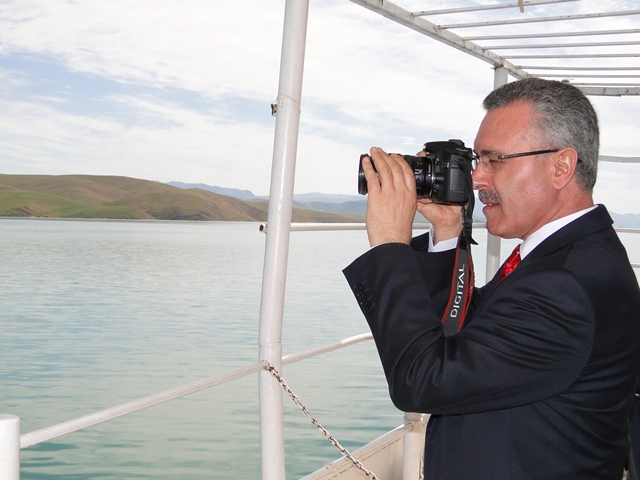 ATAŞ, FOTOĞRAFLARINI SERGİLEMEYE HAZIRLANIYOR