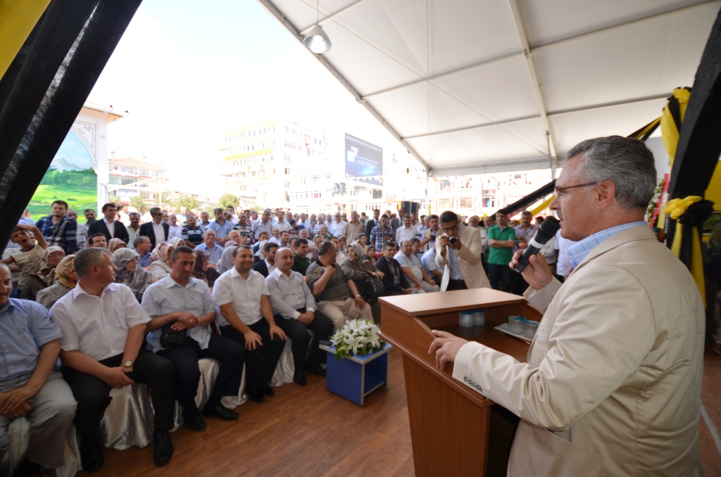 “DÜŞ BAHÇEMDEN” FOTOĞRAF SERGİSİ-5 ÜMRANİYE’DE