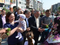 05.05.2012 / Zeytinburnu Belediyesi Fesleğen Dağıtımı